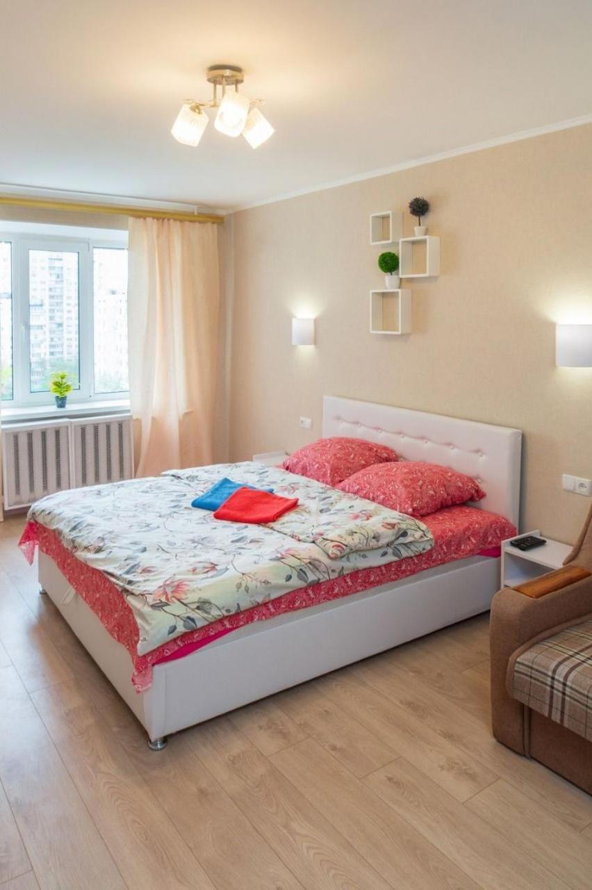 Apartment двухкомнатная на оболоне *